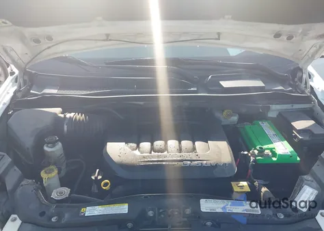 2012 Chrysler Town & Country Touring из США, поврежденный, VIN 2C4RC1BG2CR227098